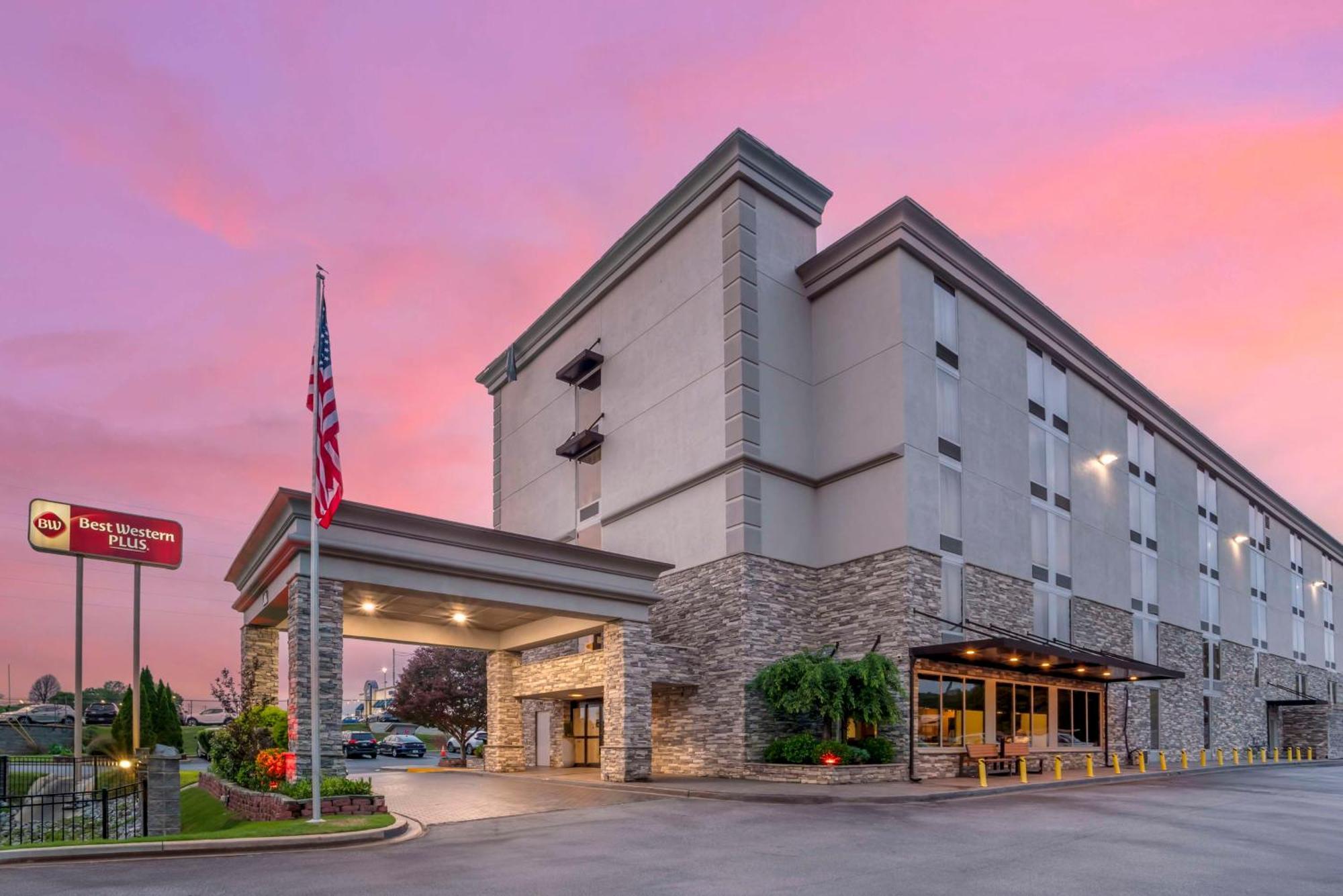 Best Western Plus Greenville I-385 Inn & Suites Экстерьер фото