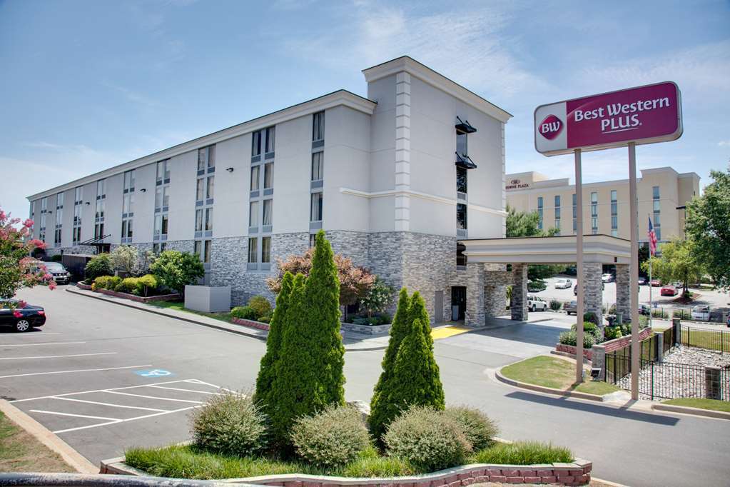 Best Western Plus Greenville I-385 Inn & Suites Экстерьер фото